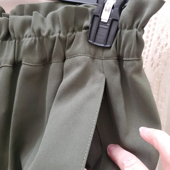 H&M High Waist Women Shorts - Olive Green - Picture 2 of 5